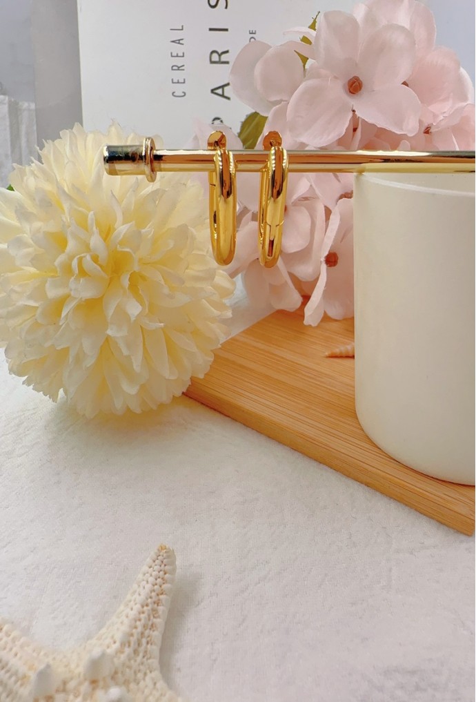 BOUCLE D'OREILLE EN ACIER INOXYDABLE