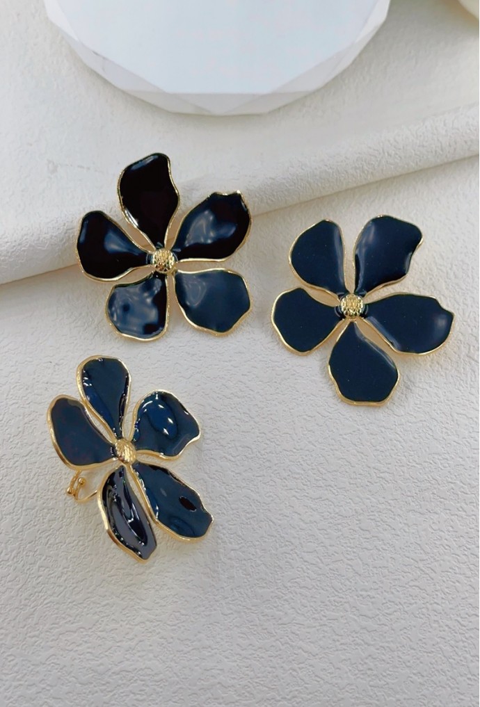 BOUCLE D'OREILLE EN ACIER INOXYDABLE