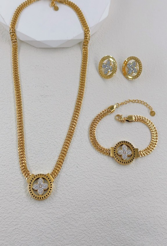 BOUCLE D'OREILLE EN ACIER INOXYDABLE