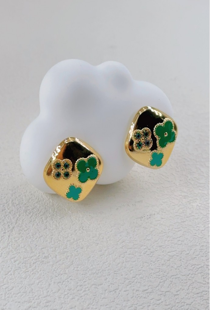 BOUCLES D'OREILLES EN ACIER INOXYDABLE
