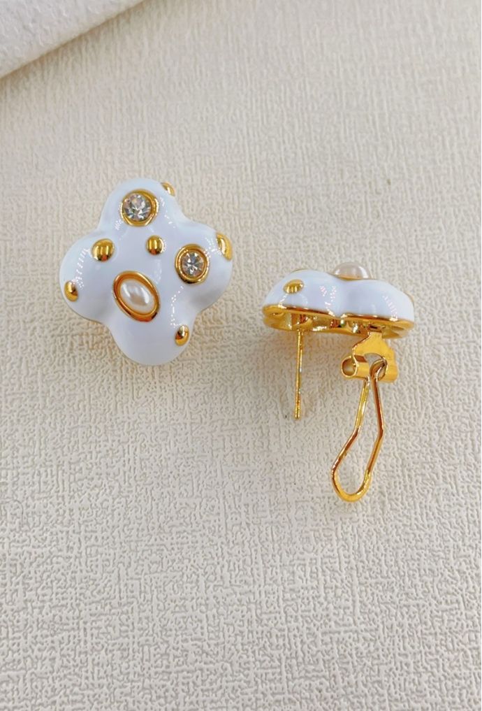 BOUCLES D'OREILLES EN ACIER INOXYDABLE