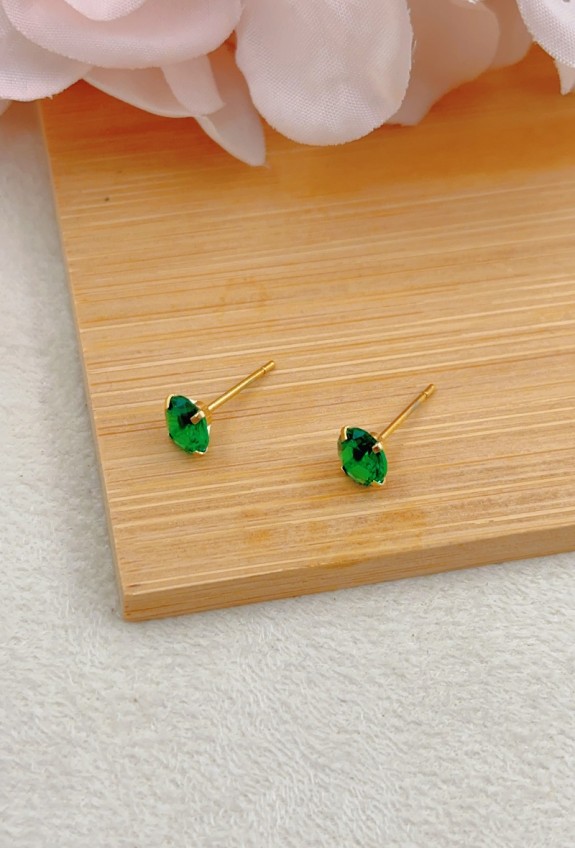 BOUCLES D'OREILLES EN ACIER INOXYDABLE(0.6CM)