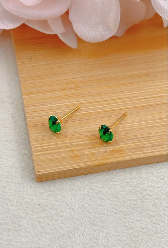 BOUCLES D'OREILLES EN ACIER INOXYDABLE(0.6CM)